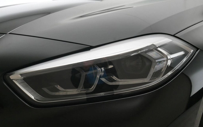 BMW Seria 1 cena 92899 przebieg: 17157, rok produkcji 2020 z Kielce małe 137